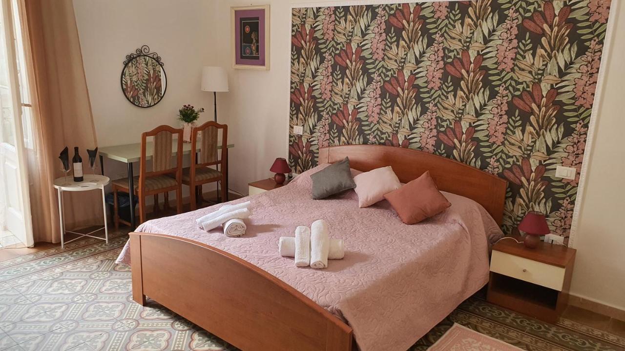 Victoria Suite Casa Vacanza Tarente Extérieur photo